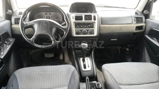 Mitsubishi Pajero io 1999, 183,000 km - 1.8 л - Bakı