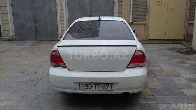 Nissan Sunny 2007, 200,000 km - 1.6 l - Bakı