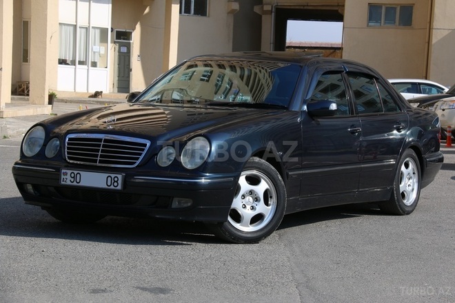 Mercedes E 240 2000, 113,000 km - 2.6 l - Bakı