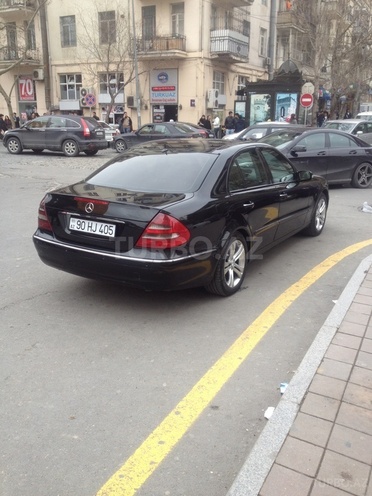 Mercedes E 270 2003, 224,560 km - 2.3 l - Bakı