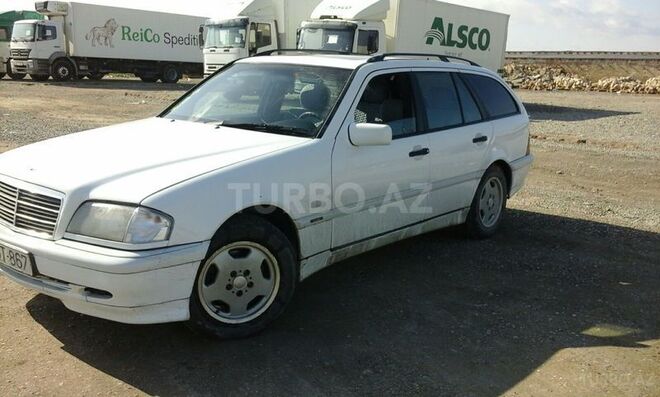 Mercedes C 220 1999, 20,000 km - 2.2 l - Sumqayıt
