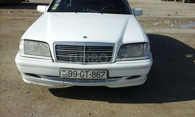 Mercedes C 220 1999, 20,000 km - 2.2 l - Sumqayıt