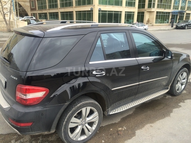Mercedes ML 350 2011, 76,000 km - 3.5 l - Bakı