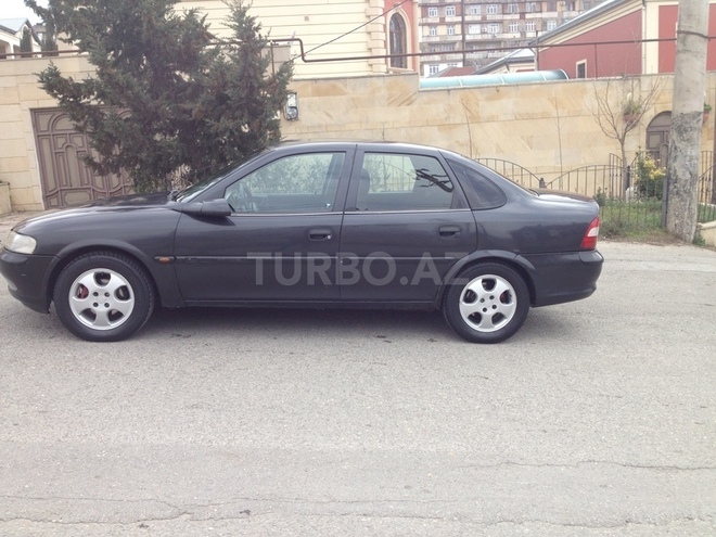 Opel Vectra 1996, 206,000 km - 1.8 l - Bakı