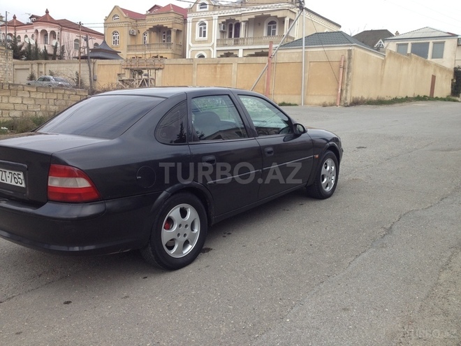 Opel Vectra 1996, 206,000 km - 1.8 l - Bakı