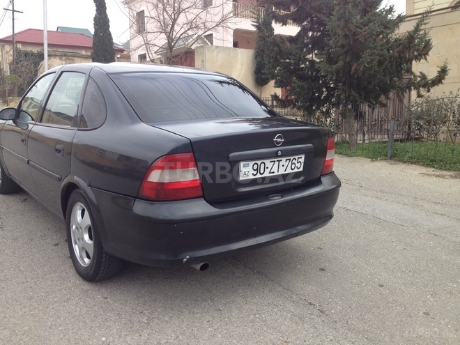 Opel Vectra 1996, 206,000 km - 1.8 l - Bakı