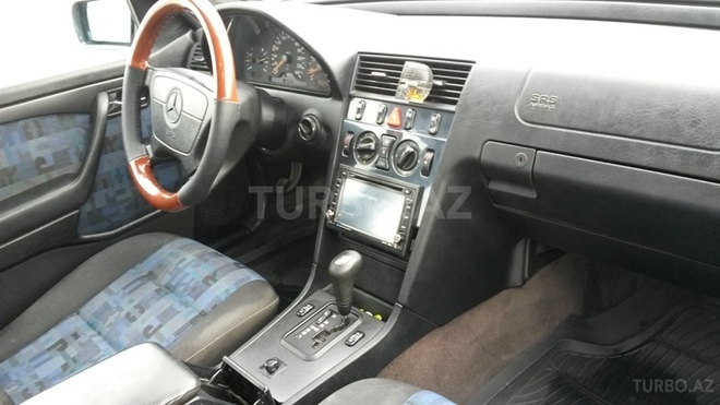 Mercedes C 200 1997, 357,000 km - 2.0 l - Sumqayıt