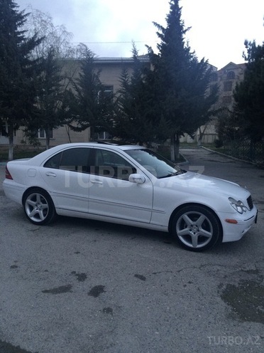 Mercedes C 240 2001, 178,000 km - 2.6 l - Bakı