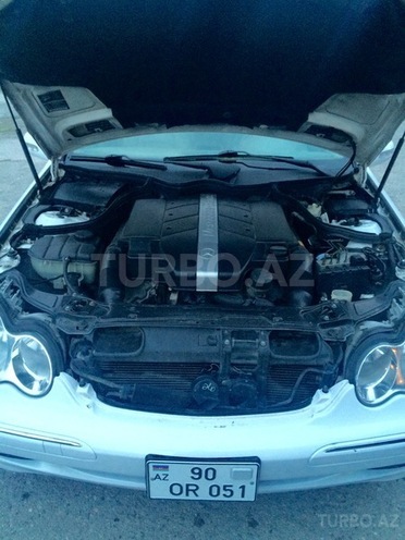 Mercedes C 240 2001, 178,000 km - 2.6 l - Bakı