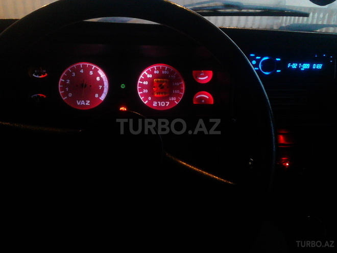 LADA (VAZ) 2107 2005, 100,000 km - 1.6 l - Şirvan