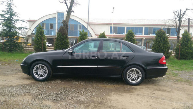 Mercedes E 240 2002, 250,000 km - 2.6 l - Masallı