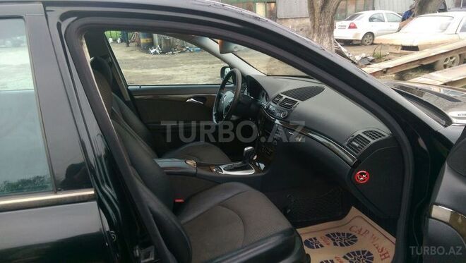 Mercedes E 240 2002, 250,000 km - 2.6 l - Masallı