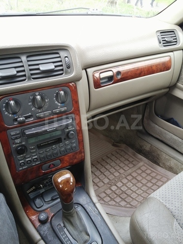 Volvo  1998, 276,000 km - 2.4 l - Bakı