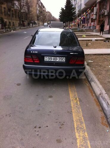 Mercedes E 230 1997, 285,000 km - 2.3 l - Bakı
