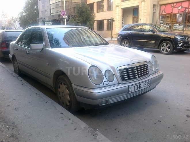 Mercedes E 280 1996, 325,000 km - 2.8 л - Bakı
