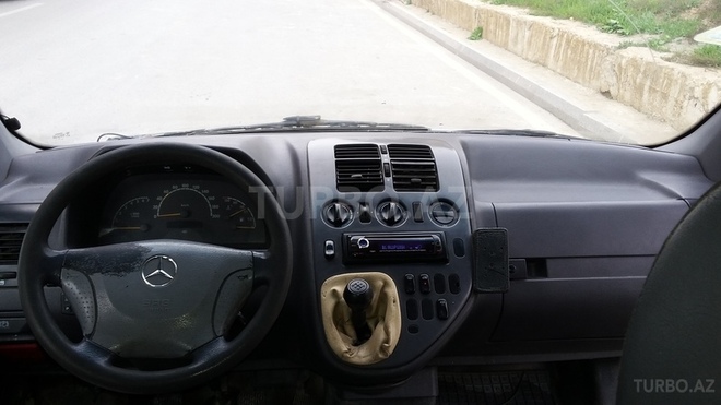 Mercedes Vito 2001, 350,000 km - 2.2 l - Bakı
