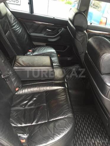 BMW 735 1997, 302,000 km - 3.5 l - Bakı