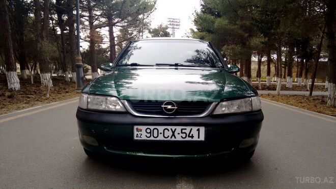 Opel Vectra 1997, 250,000 km - 1.8 l - Sumqayıt