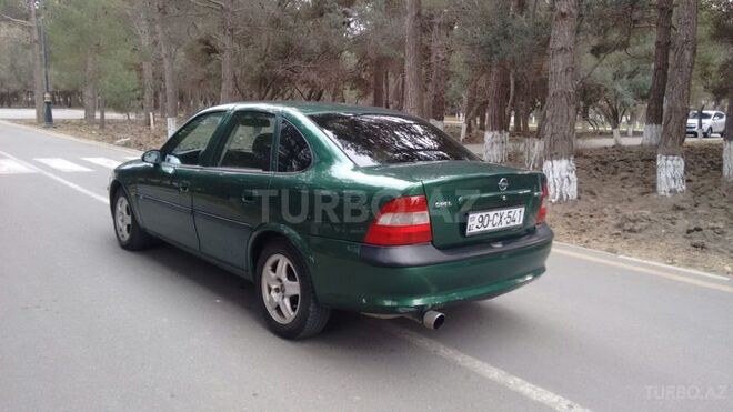Opel Vectra 1997, 250,000 km - 1.8 l - Sumqayıt