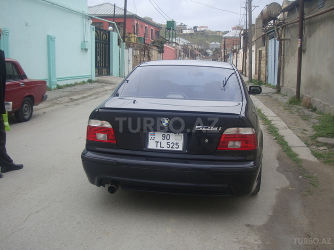 BMW 525 2001, 174,000 km - 2.5 l - Bakı