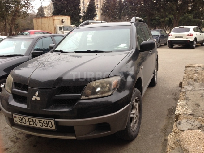 Mitsubishi Outlander 2003, 147,000 km - 2.4 l - Bakı