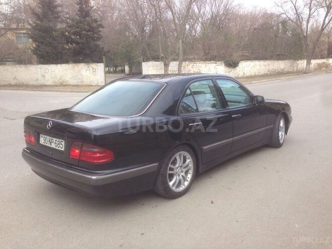 Mercedes E 270 2000, 230,000 km - 2.7 л - Bakı