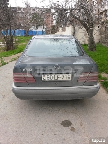 Mercedes E 200 1999, 365,428 km - 2.0 л - Bakı