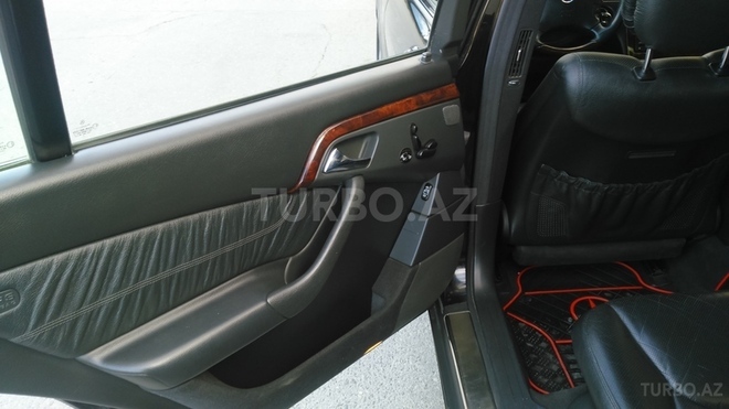 Mercedes S 320 2002, 214,000 km - 3.2 л - Bakı