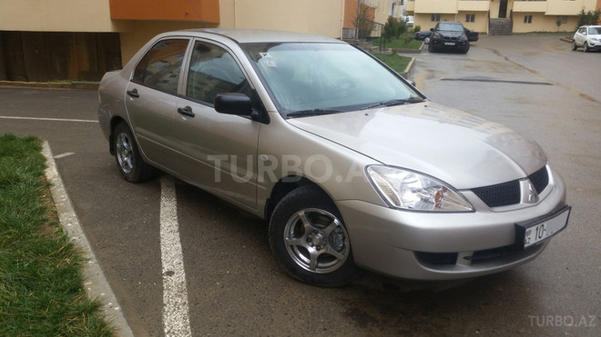 Mitsubishi Lancer 2006, 81,000 km - 1.3 l - Bakı