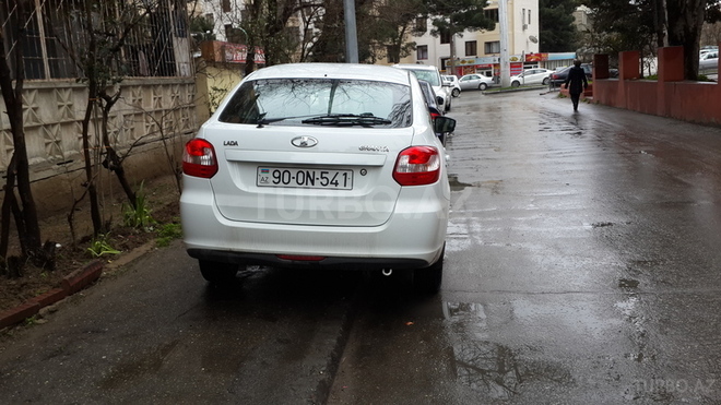 LADA (VAZ) Granta 2015, 250 km - 1.6 l - Bakı