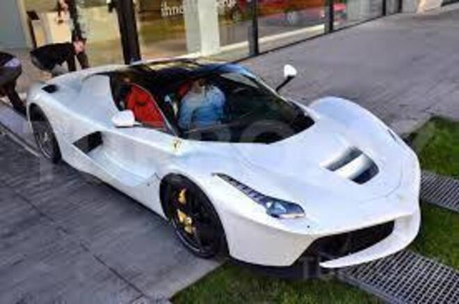 Ferrari  2015, 0 km - 0.6 l - Bakı