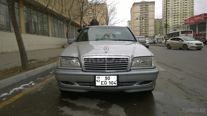 Mercedes C 200 1999, 168,000 km - 2.0 l - Bakı