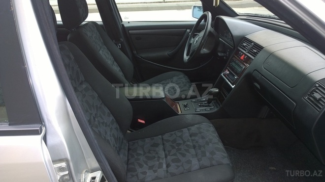 Mercedes C 200 1999, 168,000 km - 2.0 l - Bakı