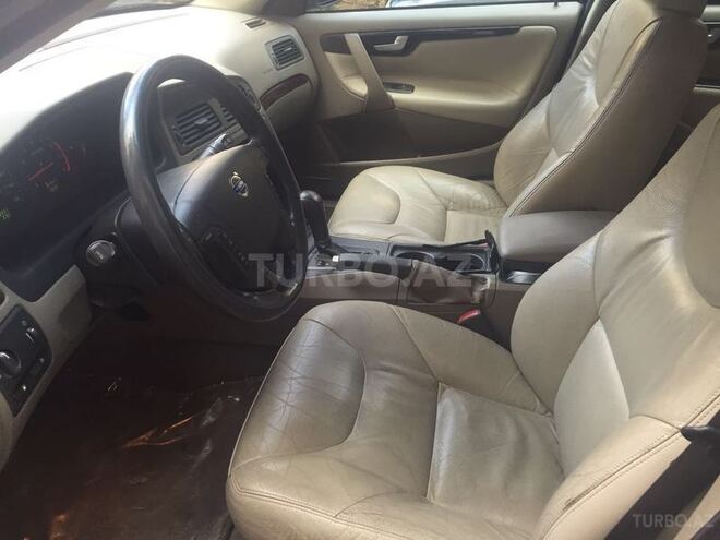 Volvo  2003, 88,300 km - 2.5 l - Bakı