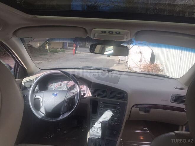 Volvo  2003, 88,300 km - 2.5 l - Bakı