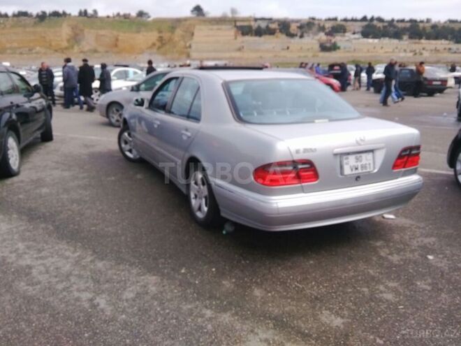 Mercedes E 200 2001, 15 km - 0.2 l - Bakı