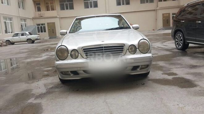 Mercedes E 320 2000, 357,000 km - 3.2 l - Bakı
