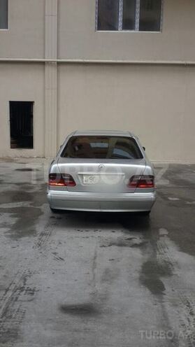Mercedes E 320 2000, 357,000 km - 3.2 l - Bakı