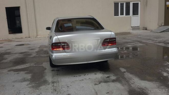 Mercedes E 320 2000, 357,000 km - 3.2 l - Bakı