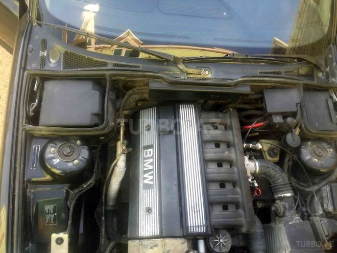 BMW 525 1994, 397,000 km - 2.5 l - Bakı