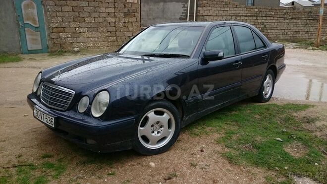 Mercedes E 240 1998, 260,000 km - 2.4 л - Bakı