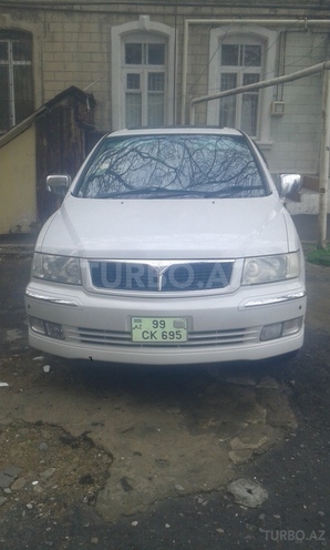 Mitsubishi Chariot 2002, 180,000 km - 2.4 л - Bakı