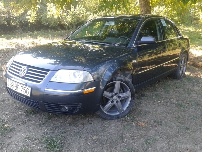 Volkswagen Passat 2003, 180,000 km - 1.8 l - Qusar