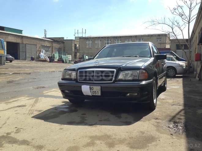 Mercedes C 230 1999, 160,000 km - 2.3 l - Bakı