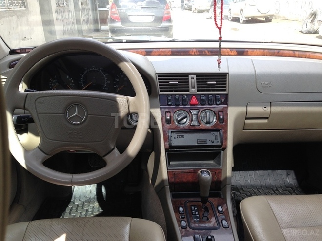 Mercedes C 230 1999, 160,000 km - 2.3 l - Bakı