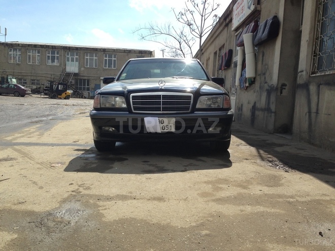 Mercedes C 230 1999, 160,000 km - 2.3 l - Bakı