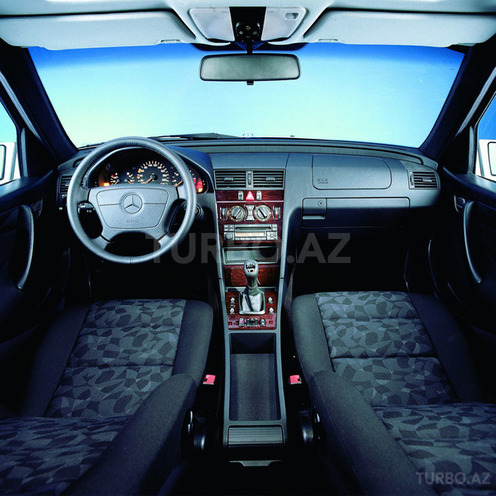 Mercedes C 200 1998, 50,000 km - 2.0 л - Samux