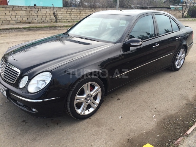 Mercedes E 320 2002, 173,800 km - 3.2 l - Bakı