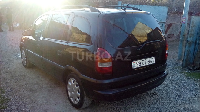 Opel Zafira 2000, 298,747 km - 2.0 l - Sumqayıt