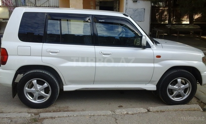 Mitsubishi Pajero io 2000, 226,000 km - 1.8 l - Bakı